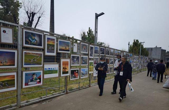 第22届平遥国际摄影大展开展12000余幅作品亮相古城