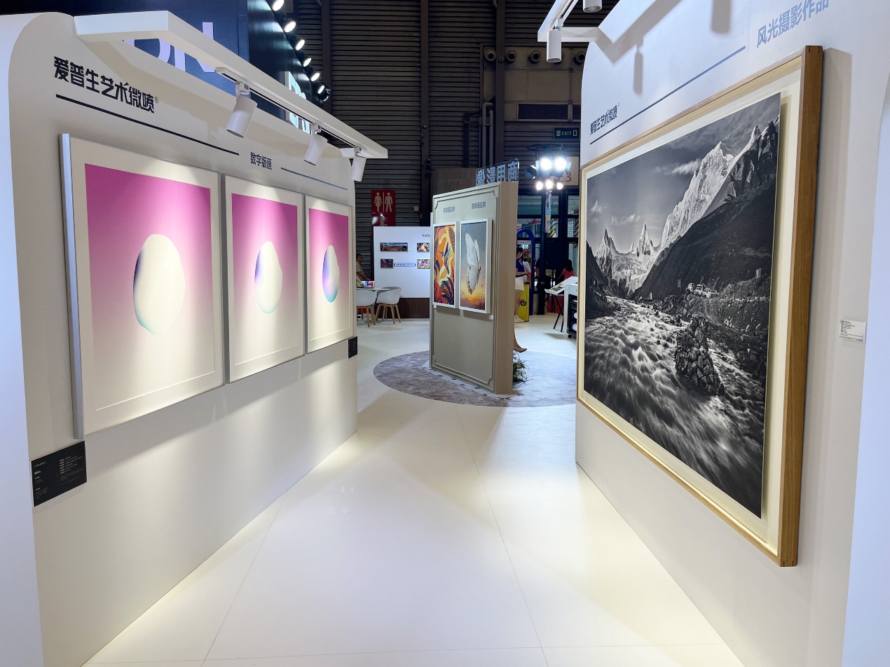 图片包含 室内, 建筑, 房间, 窗户

AI 生成的内容可能不正确。